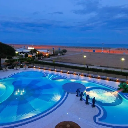Relaxing With Terrace And Pool In * Bibione