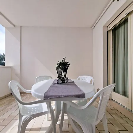 Appartamento Relaxing With Terrace And Pool In *