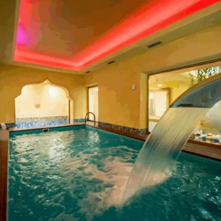 Relaxing With Terrace And Pool In Appartamento Bibione